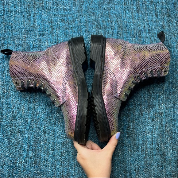 Dr. Marten Pascal Combat Boots in Violet Mirror Iridescent Mermaid - Picture 3 of 8